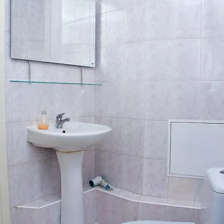 2-Komnatnye Apartamenty Alladin - Pozniaki كييف المظهر الخارجي الصورة